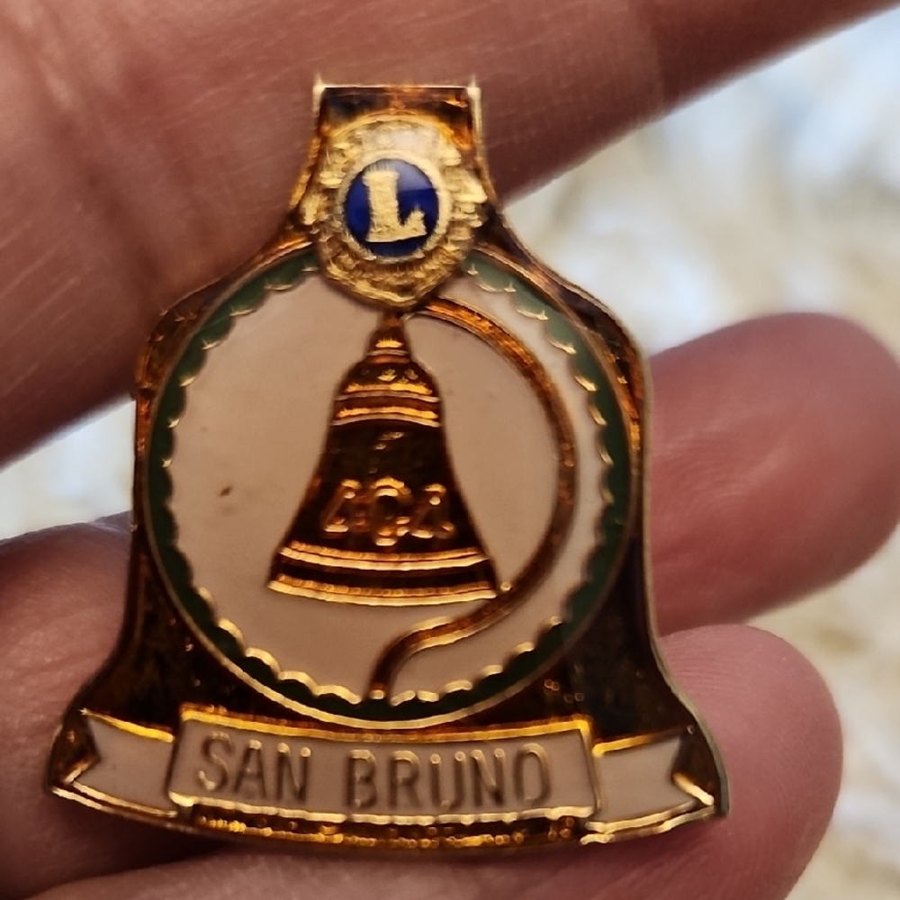 San Bruno Lions Club 4C4 Lions Club Souvenir Trading Pin